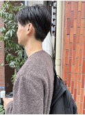 〈浅草 半個室〉刈り上げセンターパート