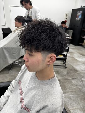 ハイセンス セカンド(HISENSE second) ミドルフェード前下がりvマッシュ