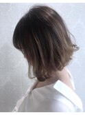 ミディアム毛先カール