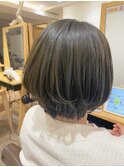 大人ショートボブ×カーキグレージュ♪