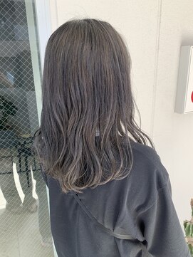 イル(il) アイスグレージュ【刈谷 安城 知立】