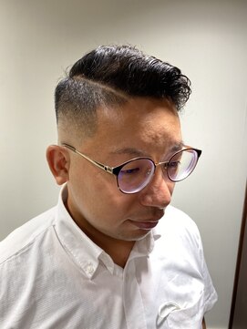 ヒロギンザ 御茶ノ水店(HIRO GINZA) 七三フェードスタイル