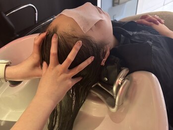 シー バイ スタイル(SEA by STYLE)の写真/[大船駅徒歩10秒◇]頭皮も肩も凝り固まった疲れを癒し、極上のサロンTimeを味わうことのできるサロン＊