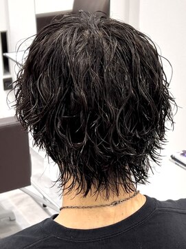 オーシャントーキョー 仙台(OCEAN TOKYO) 黒髪ショートウルフサーフカールニュアンスパーマツーブロック