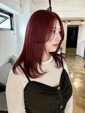 ザ オーダー(THE ORDER) レイヤーカット/顔周りレイヤー/赤髪/チェリーレッドカラー