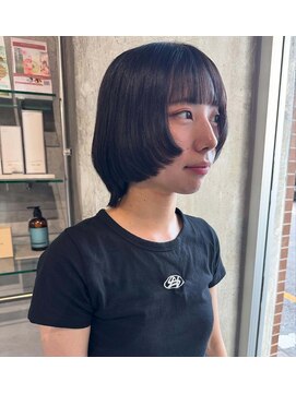 デコボコ アート(凸凹 art) マッシュウルフ20代