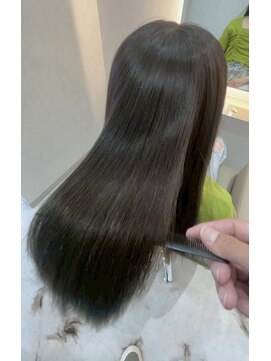 ジーナ  札幌大通(Zina) 美髪＊髪質改善TR＊暗髪オリーブベージュ＊Zina札幌大通