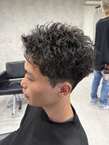 シャインセカンド 大宮(SHINE Second)&nbsp;刈り上げセンターパート/波巻きツイストスパイラル/大宮