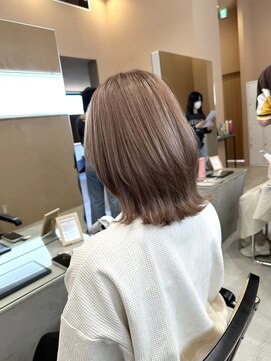 ジジ インターパーク 宇都宮(Gigi) ボブレイヤー/レイヤースタイル/ミルクティーカラー