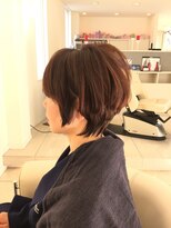 サロン ド コワフュールシェ トモ(salon de coiffure chez tomo)&nbsp;ショートスタイルコントラストカラー
