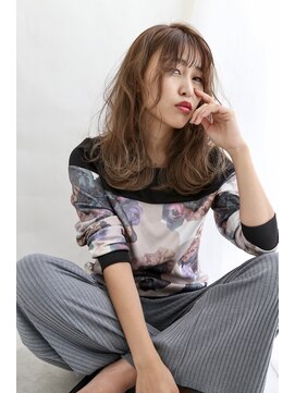 イソラブル(ISOLA-blu) 【ドライヴカット】ゆるふわセミディ×アッシュベージュ