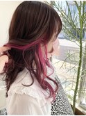さり気ないお洒落なイヤリングカラー