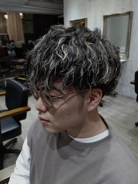 バトヘアー 渋谷本店(bat hair) シルバーメッシュ&スパイラルパーマ