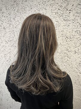 ダマーニ 表参道(DAMANI) ハイライトカラー×ニュアンスカール