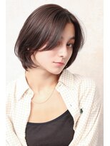 シトロン ブラン(CITRON blanc)&nbsp;伸ばしかけミディアムボブ　センターパート