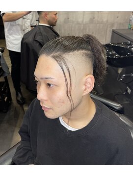 バーバー ショップ ネオ(BARBER SHOP NEO) マンバン フェード メンズ