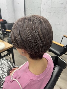 ワン(ONE) 白髪ぼかしハイライト