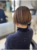 大人刈り上げボブ