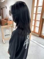 オー(OOO)&nbsp;アッシュグレージュ×ミディアムウルフ◯