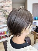 ショートヘア×インナーカラー