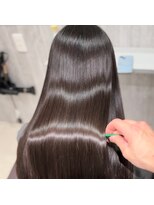 ナンバー 小山(Number.)&nbsp;【髪質改善】I think you.TRで『うっとり髪』へ