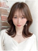 大人かわいく小顔に見える！くびれレイヤー【浦和】