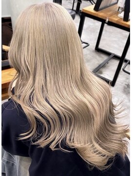 イリ 大阪(ili) レイヤーカット/ブリーチなし/ココアブラウン/髪質改善