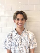 フォークロア(Folklore) 色気と爽やかさを両立したセンターパート