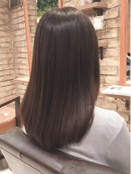 ロッコヘアー(ROCCO Hair)の写真/【髪質改善】業界話題のMETEO取り扱い◎縮毛矯正で"元からストレートのような"自然な美髪に...。