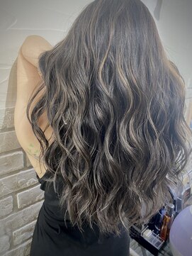 ヘアーグランデシーク(Hair Grande Seeek) ダークアッシュ　ハイライト