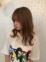 サーク(Sark) シースルーバングとベージュ