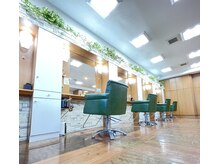 ヘアーウォークの雰囲気（25周年記念★店内改装★）