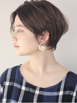 サーカス バイ ビュートリアム 青山(CIRCUS by BEAUTRIUM) 前髪長め　ひし形　美シルエット　パーマショート　ショートヘア