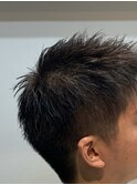 ツーブロックモヒカン風ショート