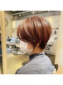 大人綺麗な小顔襟足スッキリショートボブ　30代40代50代