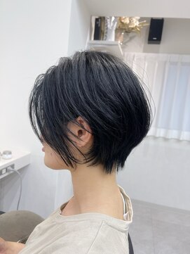 クアン(Cuan) 骨格補正の美シルエット◆大人ハンサムショート