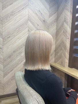 ハイドゥンシーク(HiDE&SEEK) ブロンドカラー