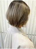 ハイトーンカラー×くびれボブ【町田/ボブ/ブリーチ】