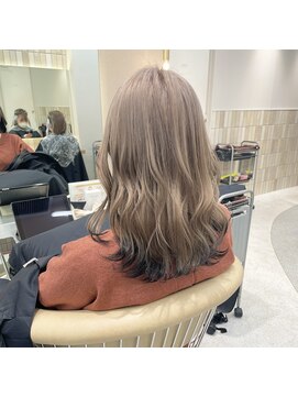 ロンドシェリ 仙台(Lond Cheri) ミルクティーベージュ エンドカラー ケアブリーチ ダブルカラー