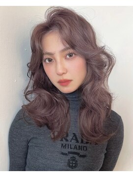 シェノン バイ アランスミシー 表参道(CHAINON by Alan smithee) ハイトーン韓国レイヤーカット/ケラチントリートメント ★