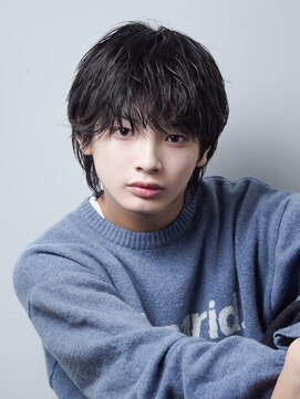 アルファ 新宿(alpha) サーフカール/ 刈り上げセンターパート/ブルーブラック[新宿駅]