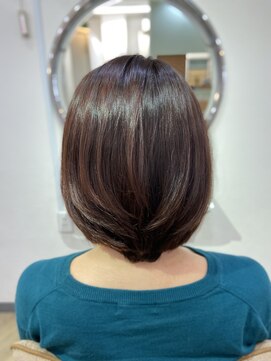 ビィーワンイースト(Be 1 EAST) ミディアムボブ