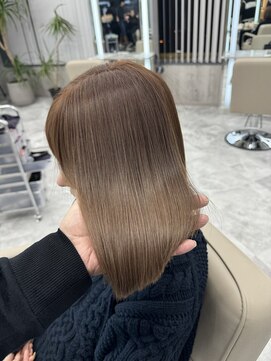 エヴァン(HEVIN) ☆9トーン☆ブリーチ無しカラーでココアブラウン