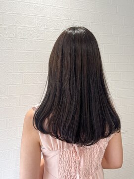 ミモザ シンサイバシ(Mimosa shinsaibashi) カットカラー