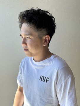 ラフ バイ マグ 南松本(R.A.F. by Mag) 秋の黒髪◎ニュアンスパーマ刈り上げツーブロックアップバング