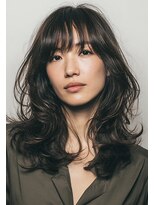 フラッグ(flag) ゆる揺れレイヤーミディ × 大人こなれ質感