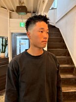 ビーバイエイトジェンツ(Bee by EIGHT GENTS)&nbsp;刈り上げセンターパート/波巻きツイストスパイラル/心斎橋