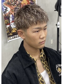 バズフロー バイ ディーアンドティー(BUZZ FLOW by D&T) ダウンバングショート