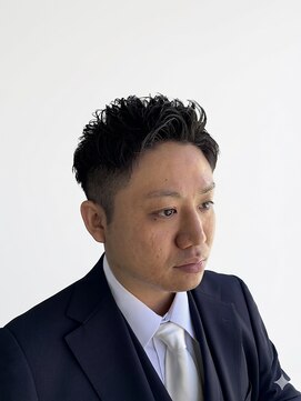 ウエストサイドカットクラブ(West Side Cut Club) 清潔感アップのアップバング