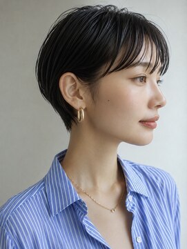 サーカス バイ ビュートリアム 青山(CIRCUS by BEAUTRIUM) 2way 耳掛けショート ショートヘア ショートボブ 黒髪ショート